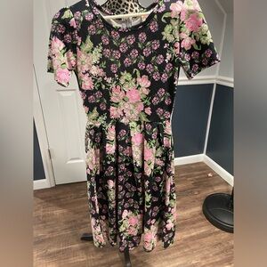 Lularoe floral‎ Amelia dress